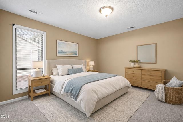 104 Arbuckle Lane, Cary, NC 27511