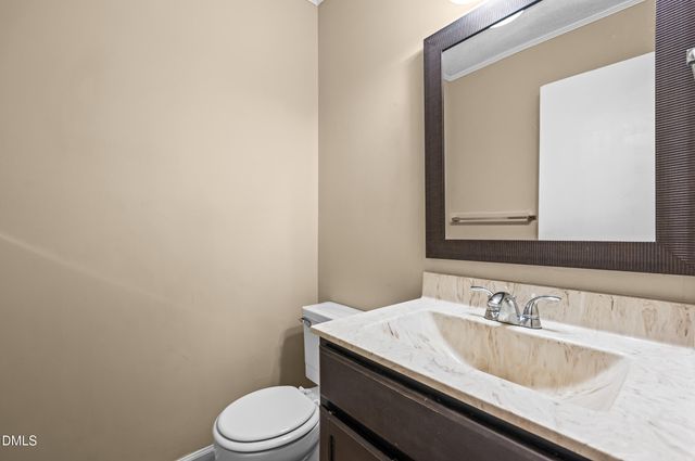 104 Arbuckle Lane, Cary, NC 27511