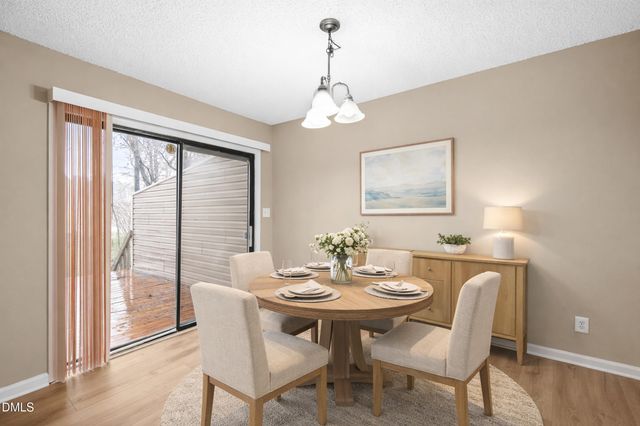 104 Arbuckle Lane, Cary, NC 27511