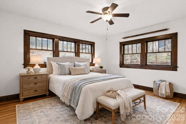 15 Conestee Place, Asheville, NC 28801