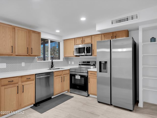 3746 W Enfield Place, Tucson, AZ 85741