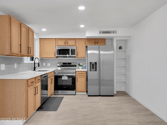 3746 W Enfield Place, Tucson, AZ 85741