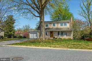 1137 DEVONSHIRE RD, Lancaster, PA 17601