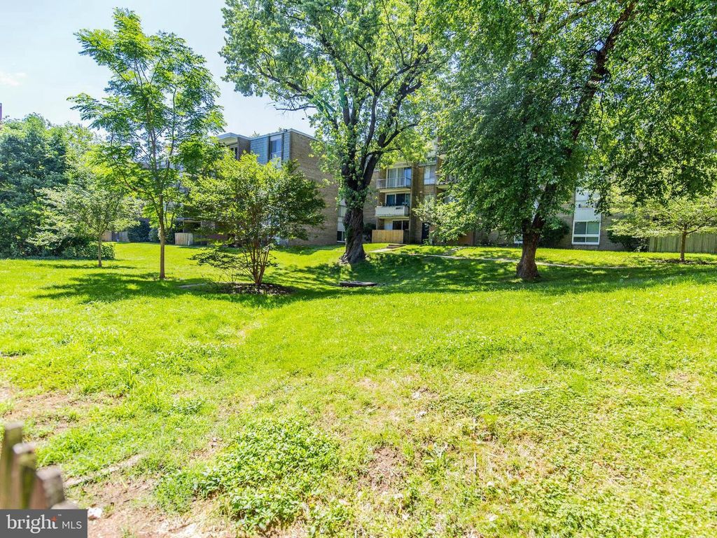 Image 30 of property listing at 3934 BEL PRE RD #3934-2, Silver Spring, MD 20906