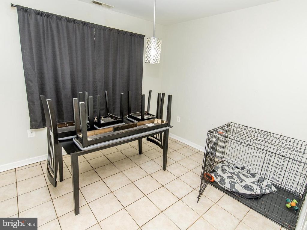 Image 6 of property listing at 3934 BEL PRE RD #3934-2, Silver Spring, MD 20906