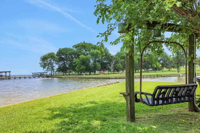 151 Lakeview Circle, Coldspring, TX 77331