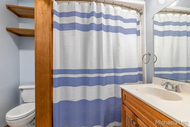 13086 Grand River Drive, Lowell, MI 49331