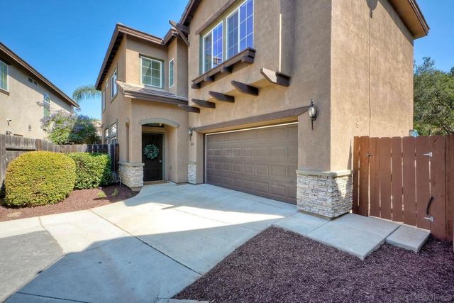 29711 Williams Valley Ct, Escondido, CA 92026