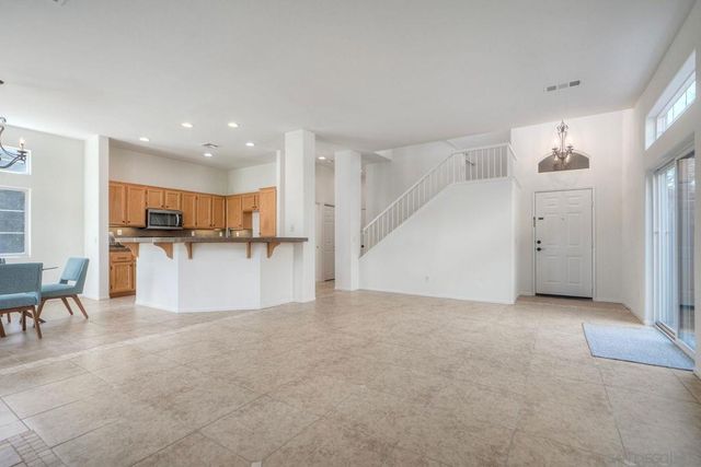 29711 Williams Valley Ct, Escondido, CA 92026