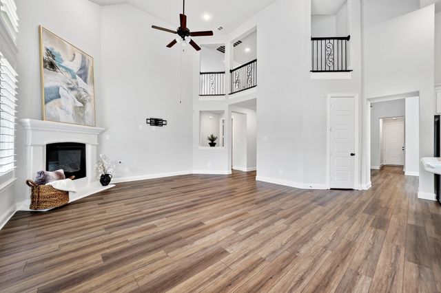 208 Lenten Rose Drive, Wylie, TX 75098