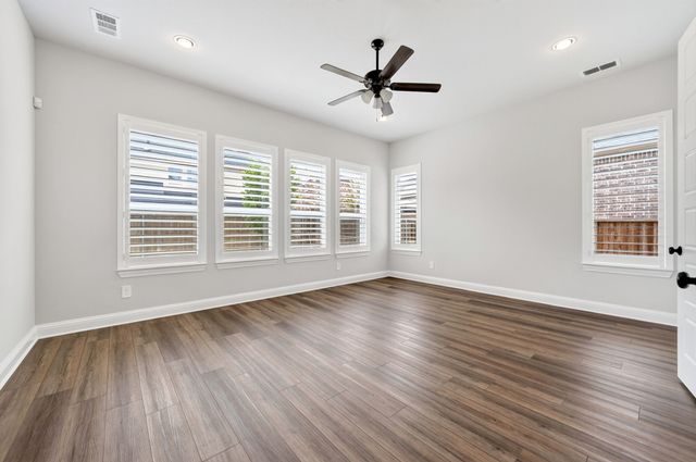 208 Lenten Rose Drive, Wylie, TX 75098