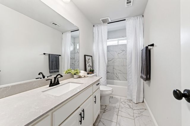 208 Lenten Rose Drive, Wylie, TX 75098