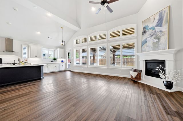208 Lenten Rose Drive, Wylie, TX 75098