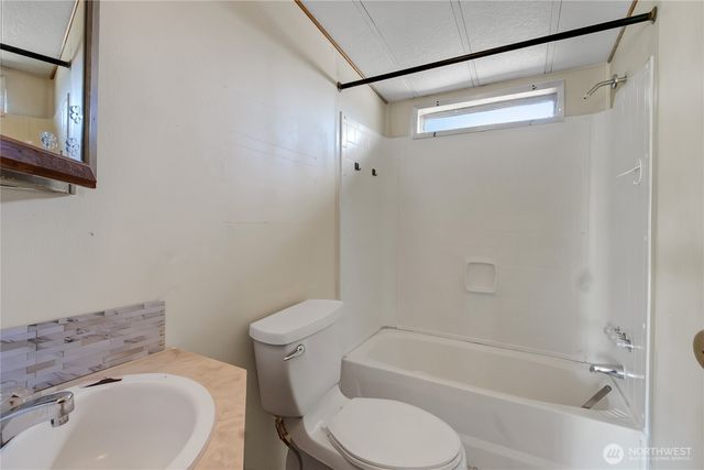 415 4th Avenue N, Algona, WA 98001