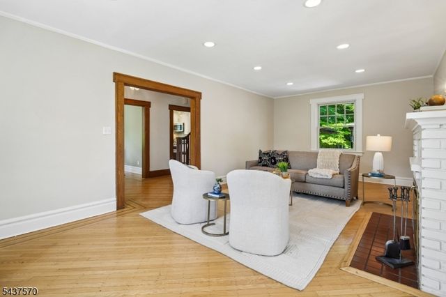 280 Western Drive N., South Orange Village Twp., NJ 07079