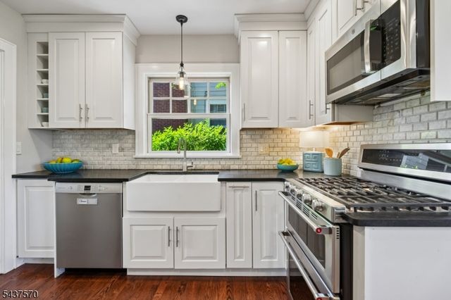 280 Western Drive N., South Orange Village Twp., NJ 07079