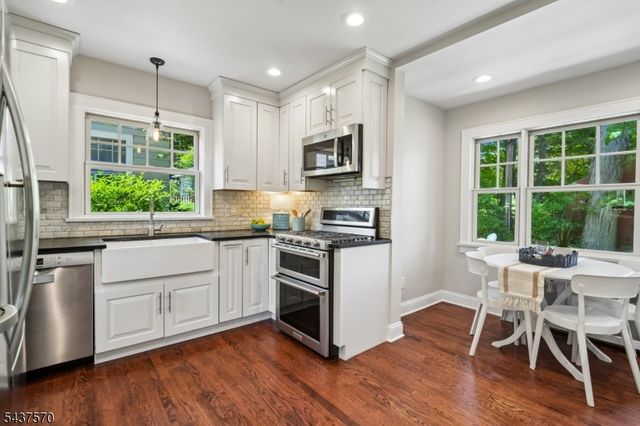 280 Western Drive N., South Orange Village Twp., NJ 07079