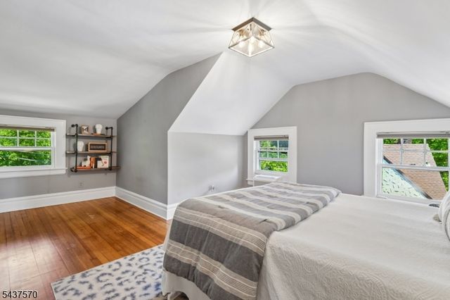 280 Western Drive N., South Orange Village Twp., NJ 07079