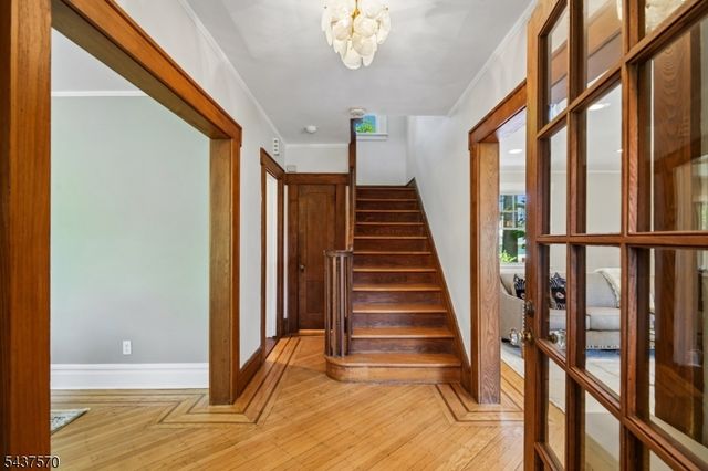280 Western Drive N., South Orange Village Twp., NJ 07079