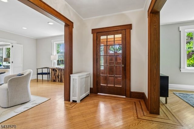 280 Western Drive N., South Orange Village Twp., NJ 07079