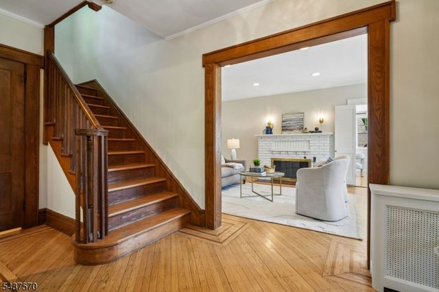 280 Western Drive N., South Orange Village Twp., NJ 07079
