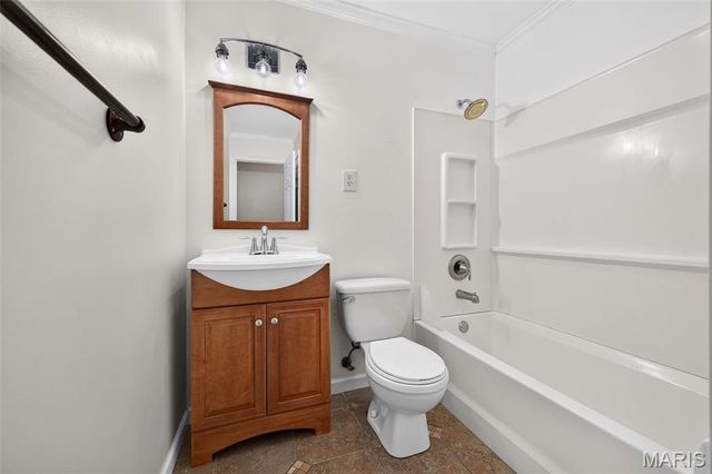 3843 Tesson Court, St Louis, MO 63123
