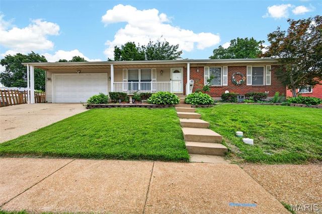 3843 Tesson Court, St Louis, MO 63123