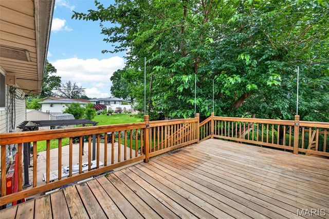 3843 Tesson Court, St Louis, MO 63123