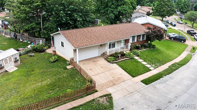 3843 Tesson Court, St Louis, MO 63123
