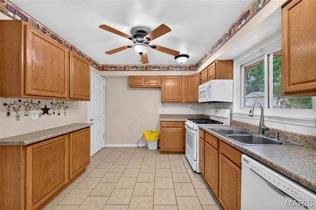 3843 Tesson Court, St Louis, MO 63123