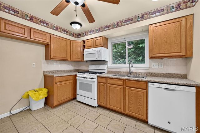 3843 Tesson Court, St Louis, MO 63123