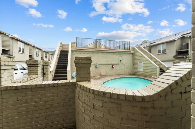 2218 Hopkins Street 2218, Houston, TX 77006