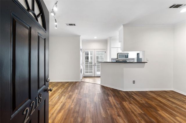 2218 Hopkins Street 2218, Houston, TX 77006