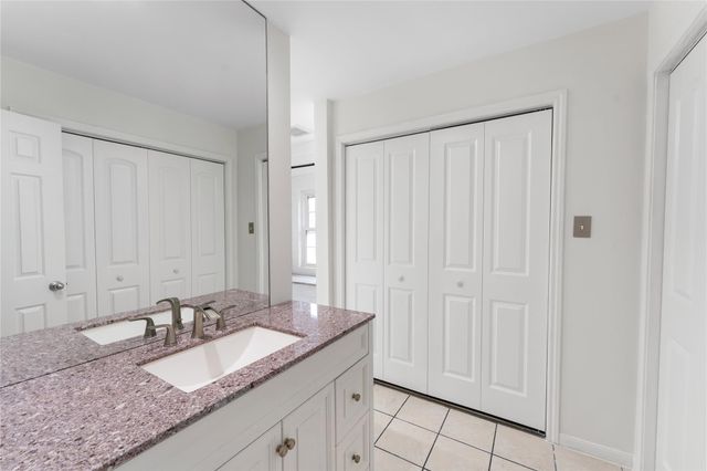 2218 Hopkins Street 2218, Houston, TX 77006