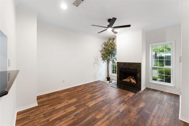 2218 Hopkins Street 2218, Houston, TX 77006