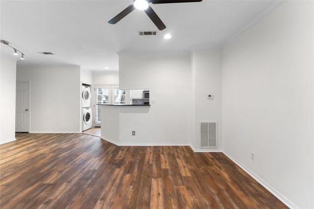2218 Hopkins Street 2218, Houston, TX 77006