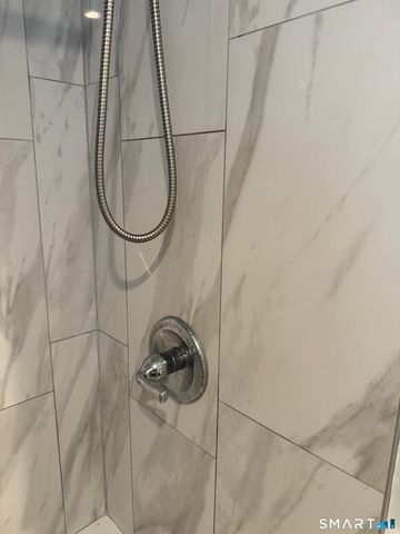 15 Edwards Street, Bridgeport, CT 06606