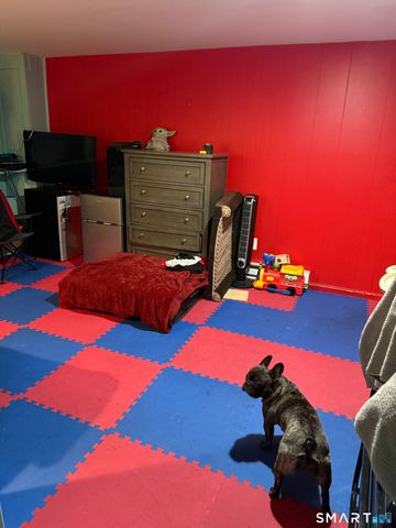 15 Edwards Street, Bridgeport, CT 06606