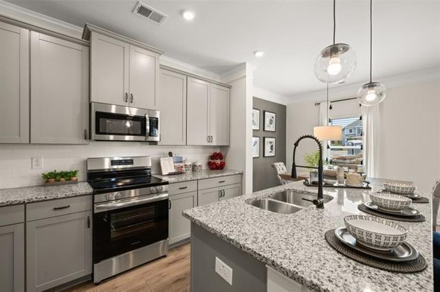 318 Caroline Place 96, Villa Rica, GA 30180