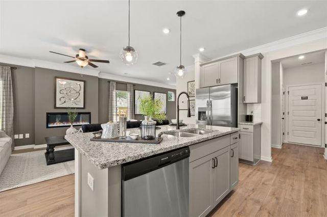 318 Caroline Place 96, Villa Rica, GA 30180