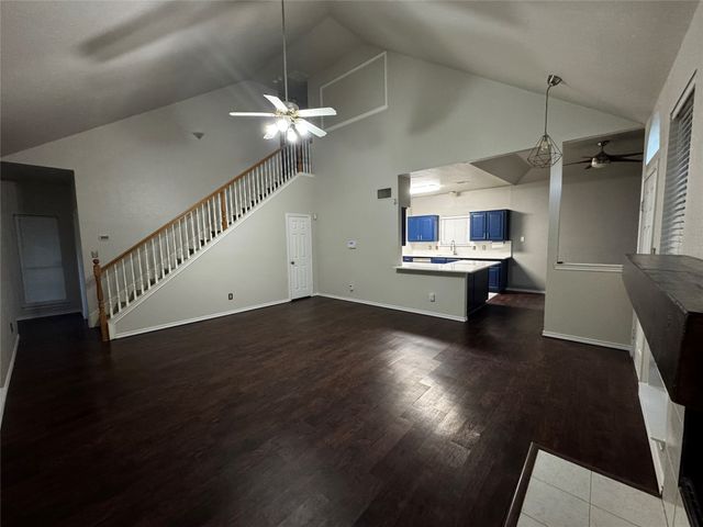 1365 W Branch Hollow Drive, Carrollton, TX 75007