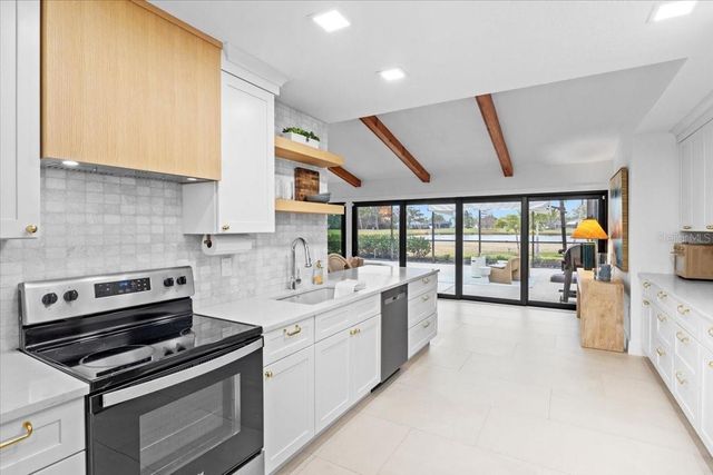 3106 LAKESIDE CIRCLE, Parrish, FL 34219