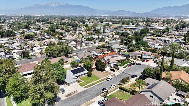 1252 N Mulberry Ave, Rialto, CA 92376