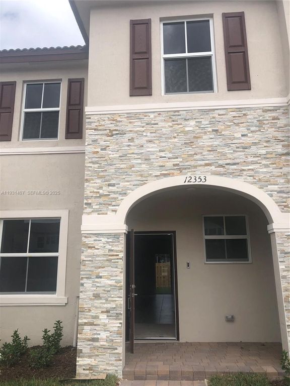 12353 NW 23rd Court, Miami, FL 33167