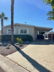 32523 Flagstaff Avenue, Thousand Palms, CA 92276
