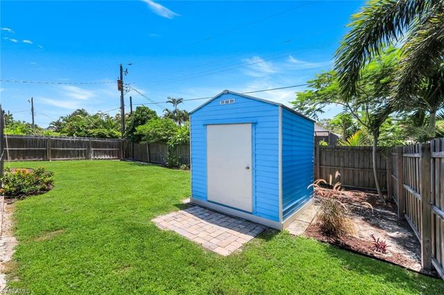 52 1st ST, Bonita Springs, FL 34134