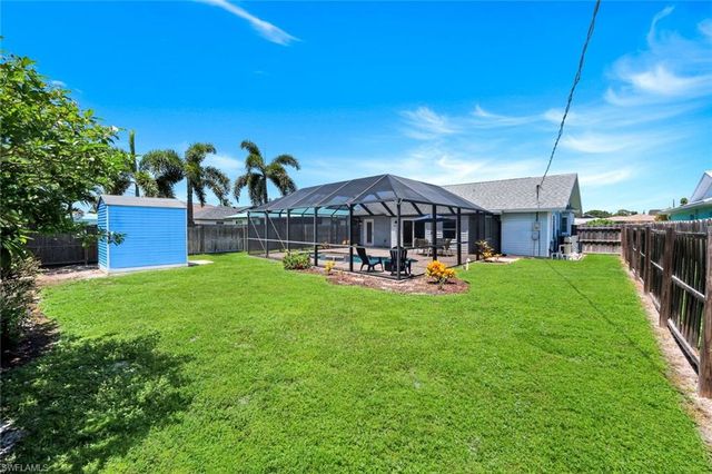 52 1st ST, Bonita Springs, FL 34134