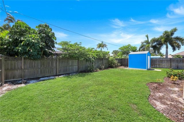52 1st ST, Bonita Springs, FL 34134