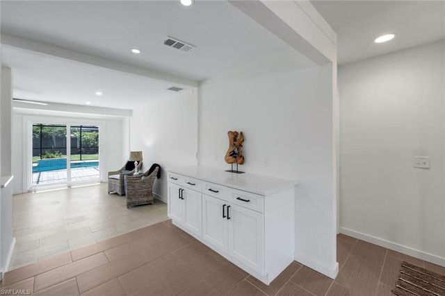 52 1st ST, Bonita Springs, FL 34134