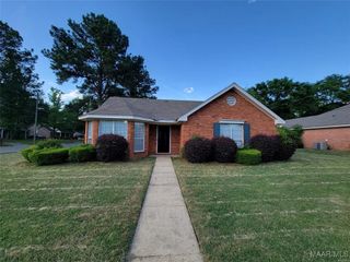 6501 Juniper Tree Lane, Montgomery, AL 36117